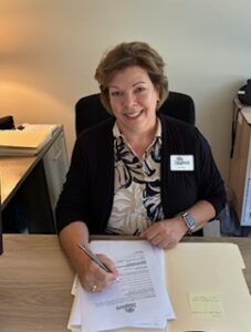 Image of Neiman's Family Market's executive assistant Julie Wendt
